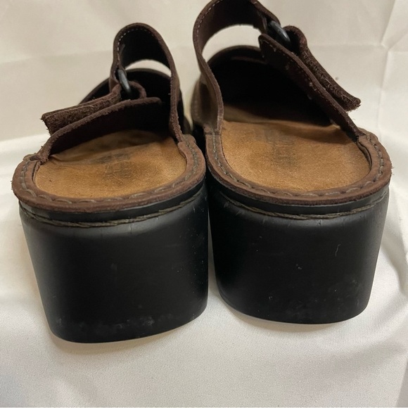 NAOT Women’s Brown Leather Slip On Mary Jane Platform Clog Size 37 - Picture 4 of 12